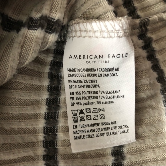 American Eagle Outfitters V Neck Cropped Tank Top in Grey Size S - Picture 6 of 8